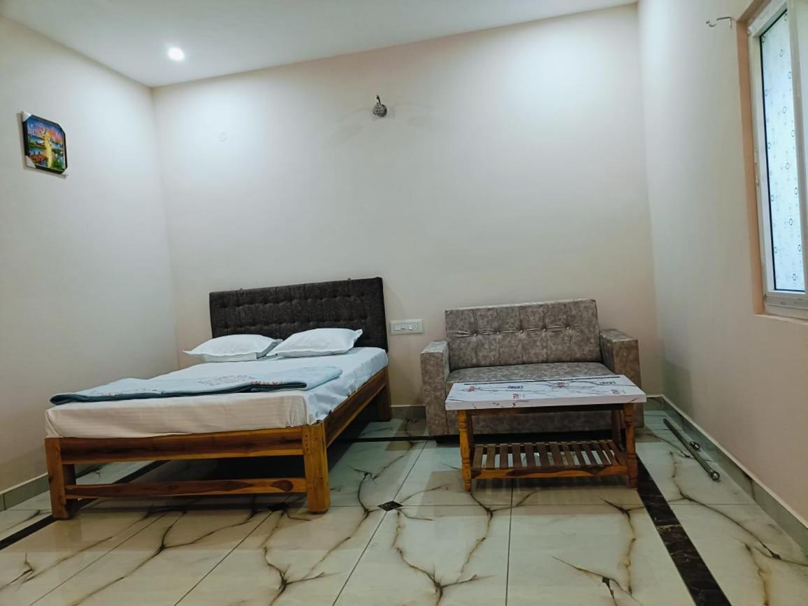 Hilltop Heaven Yelagiri Exterior foto