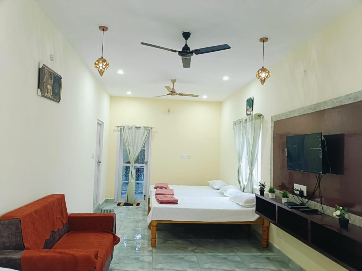 Hilltop Heaven Yelagiri Exterior foto